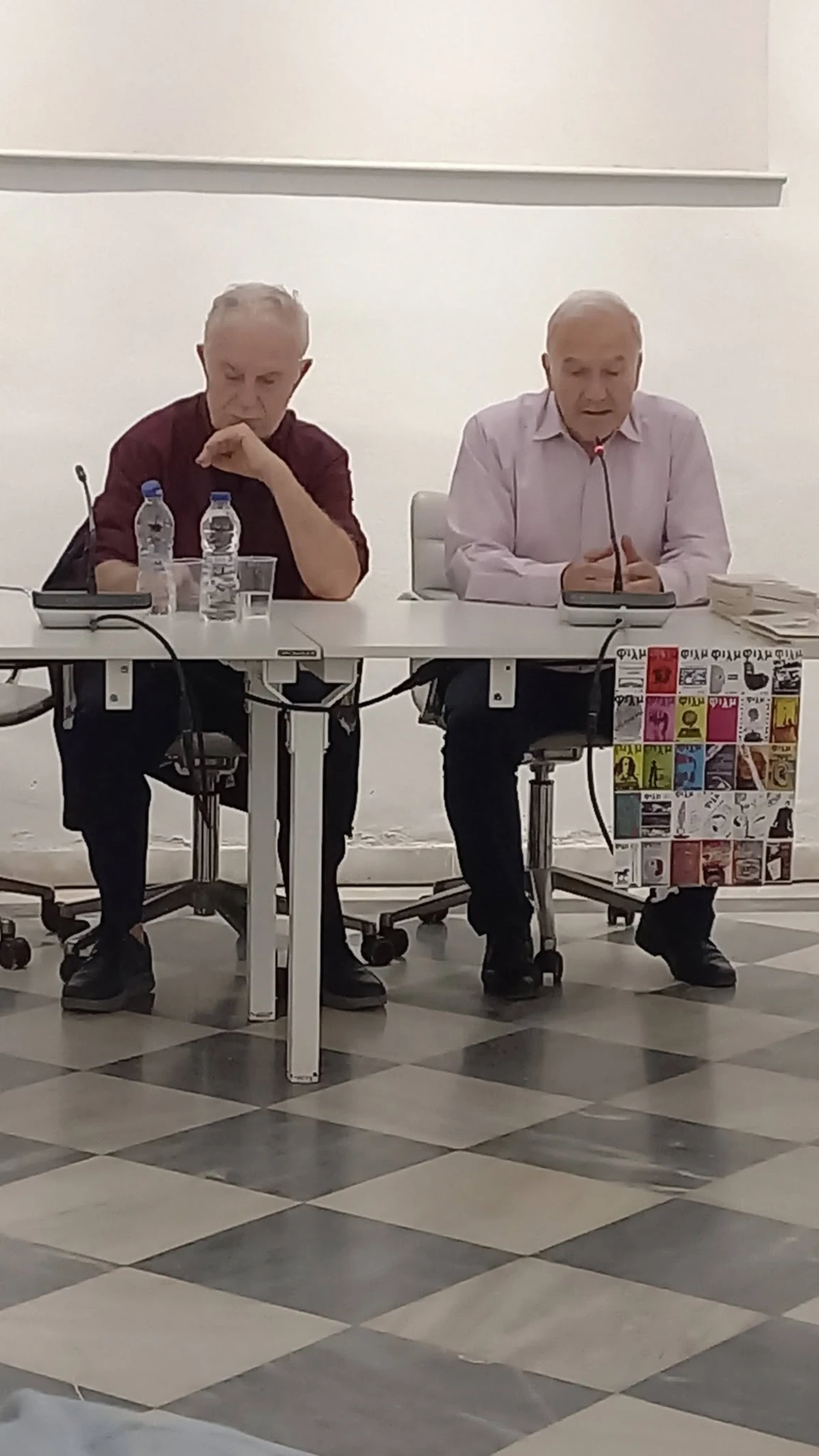 Στιγμιότυπο από το αφιέρωμα της ΟΚΛΕ στον Θανάση Ρεντζή στην Ύδρα
