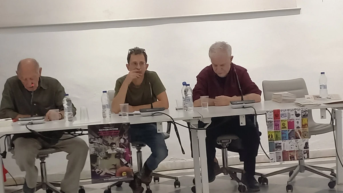 Στιγμιότυπο από το αφιέρωμα της ΟΚΛΕ στον Θανάση Ρεντζή στην Ύδρα